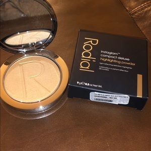 Instaglam compact deluxe highlighting powder